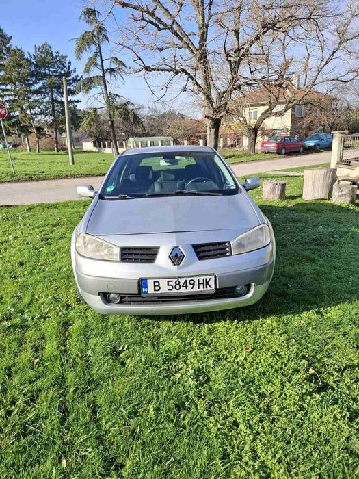 Лека автомобил Renault Meganе