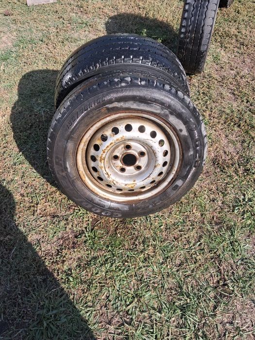 Резина сатам всесезонка  Б/У