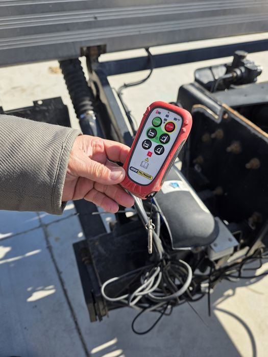 LIft hidraulic camion 2011