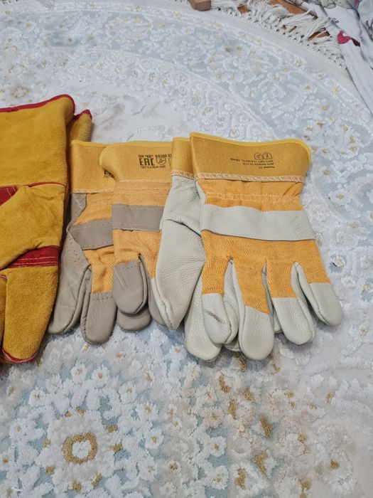 Продам перчатки новые