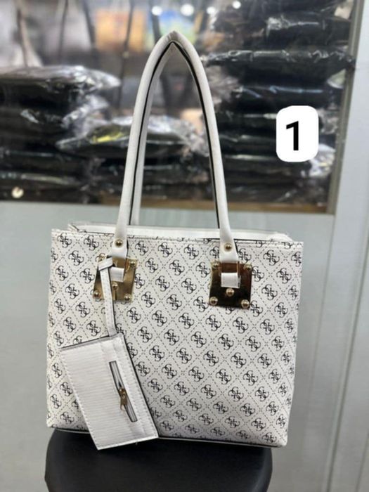 Gentuțe dama diferite modele