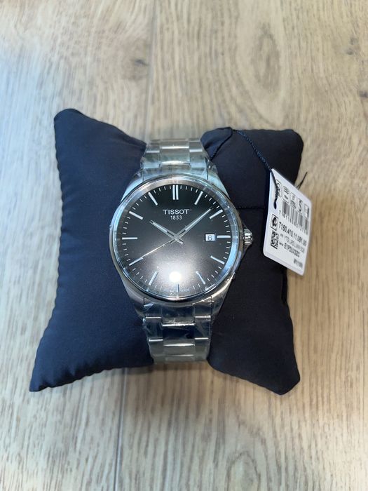Мъжки Часовник TISSOT нов, документи + кутия, 24 месеца гаранция