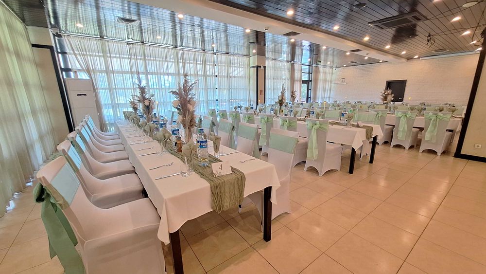 Универсални калъфи за столове