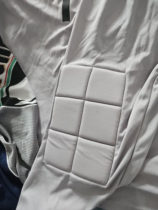 Колекция 6 бр. Футболни тениски Каменица