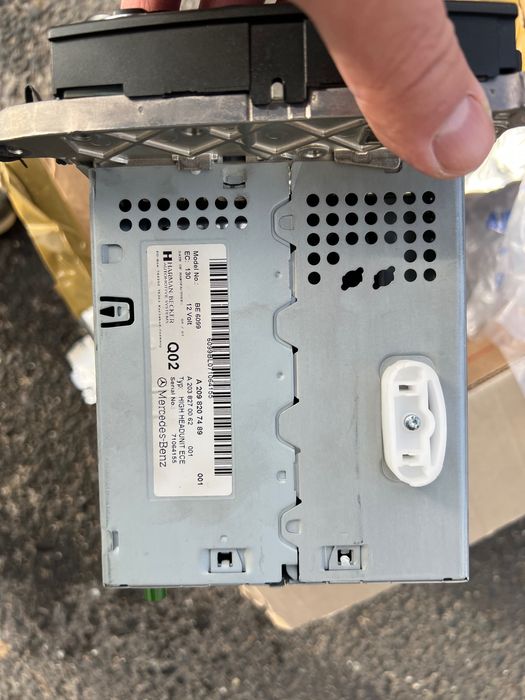 Навигации за Мерцедес w477/w211/w209 u климтронил за 211