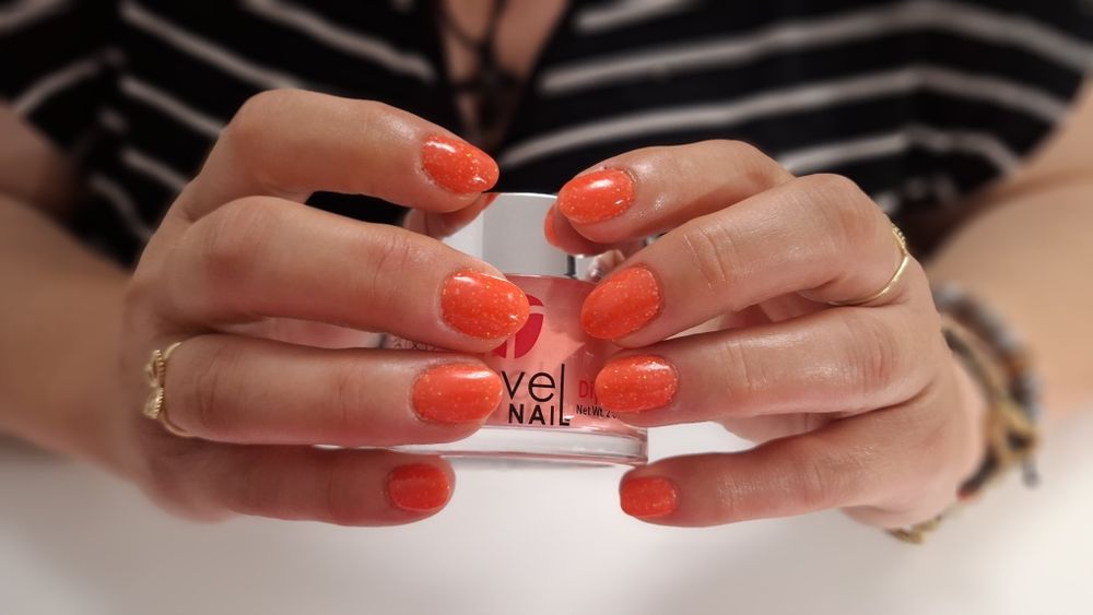 Unghii pudra organica