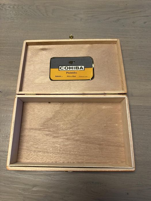 Хумодор за пури Cohiba