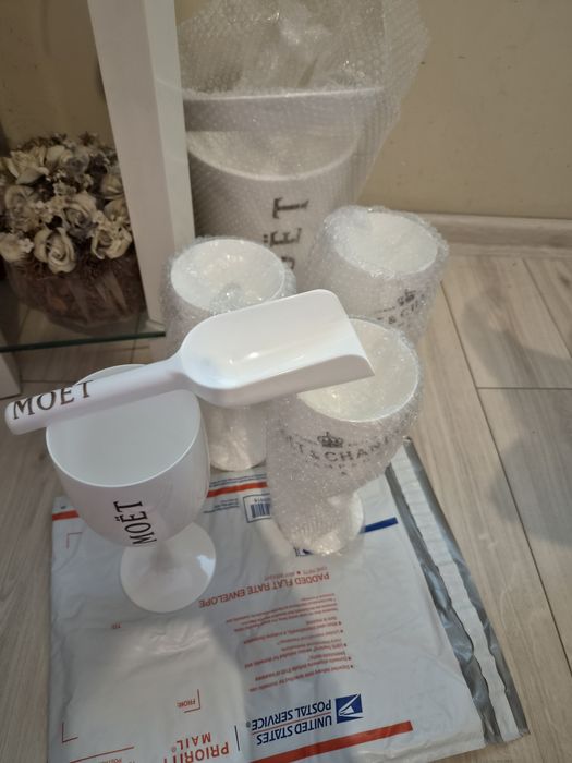 MOET  комплект сервиз
