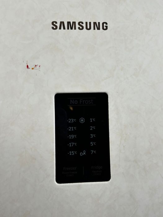 Холодильник срочно продам