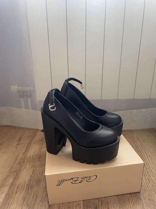 Дамски обувки - токчета