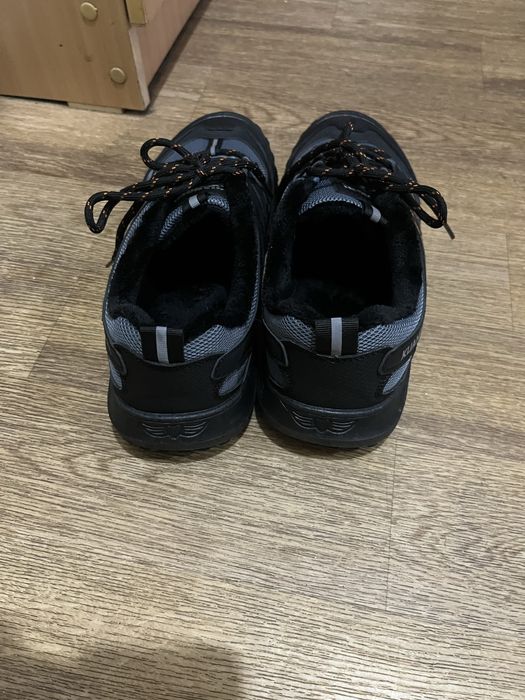 кроссовки зимние