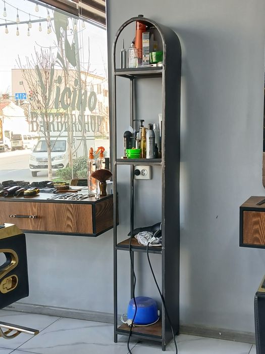 Sartarosh kreslo sotoladi, ozgina ishlatilgan xolati ideal