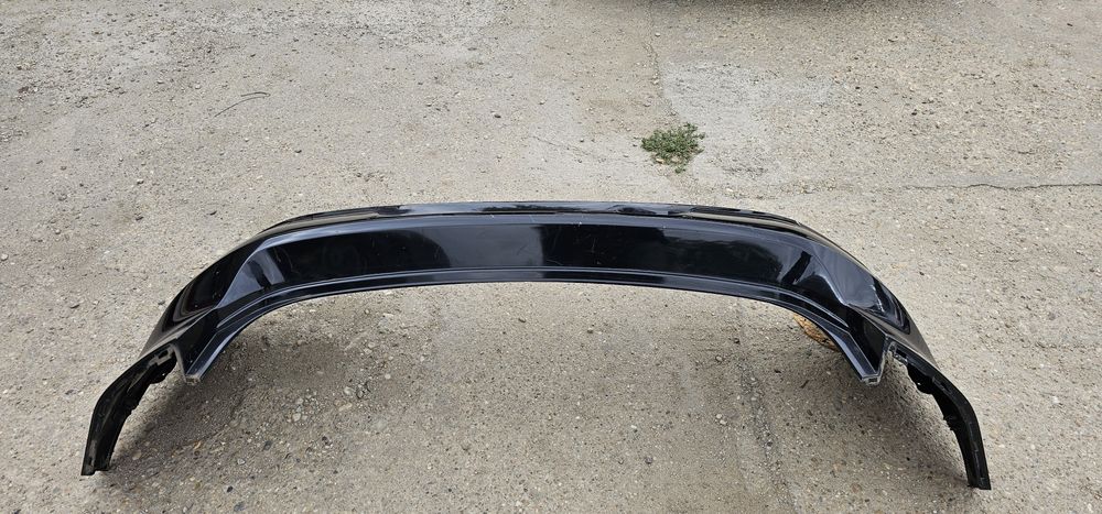 Vând bara spate vw. Golf 7 hatchback