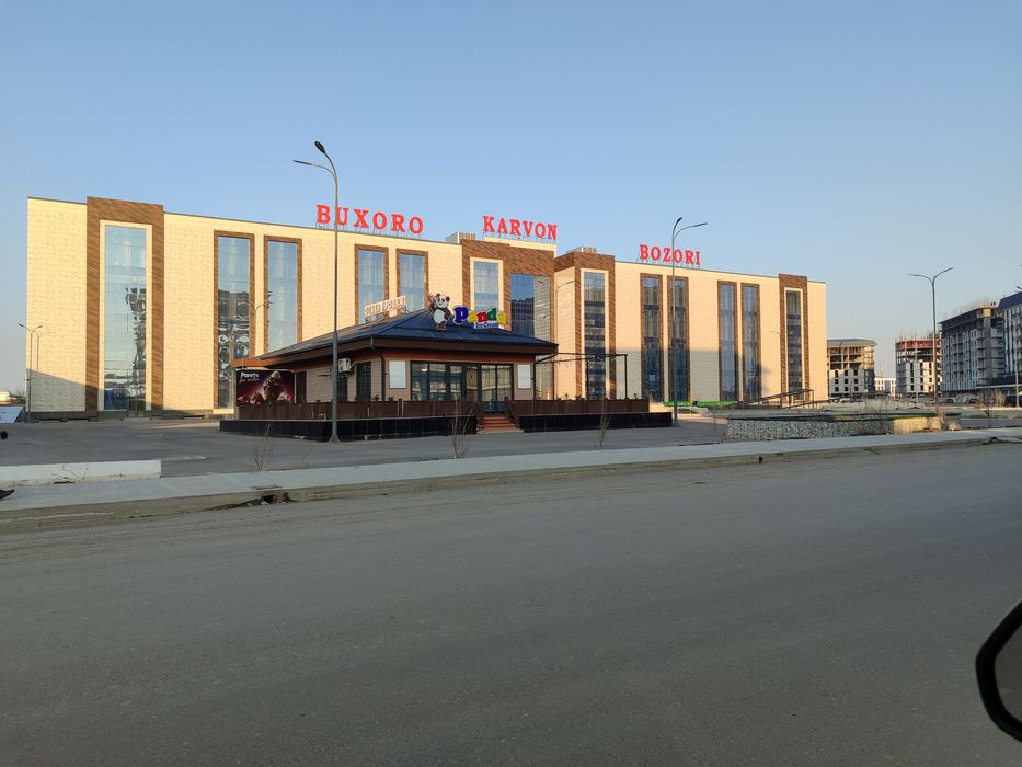 Срочно продам 2 этажный магазин или обменяю на квартиру ориент Бухара