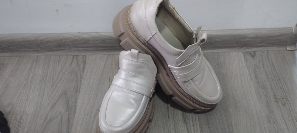 Дамски обувки Dias