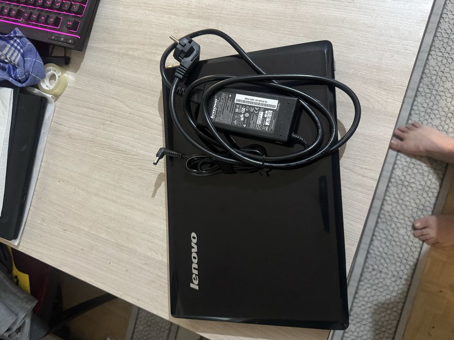 Ноутбук Lenovo G560 Core i3