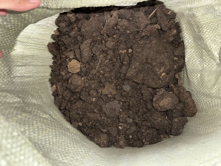 Перегной в мешках