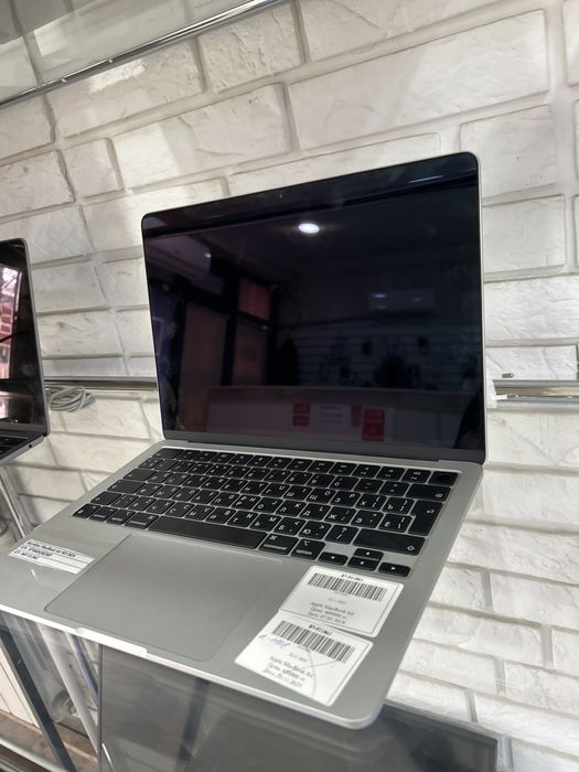 apple macbook air m3 2024 акб 100 цикл:9