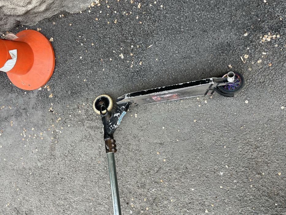 трюковой самокат