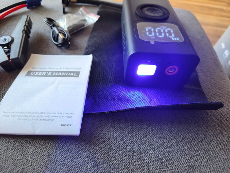 Авариен мобилен стартер (Jump Starter), компресор и външна батерия, LED светлина с 3 режима 4 в 1, различни накрайници за помпане, 5000А, 10ATM, НОВ!