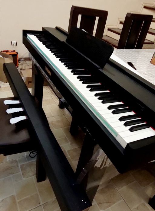 Цифровое пианино молоточковый.