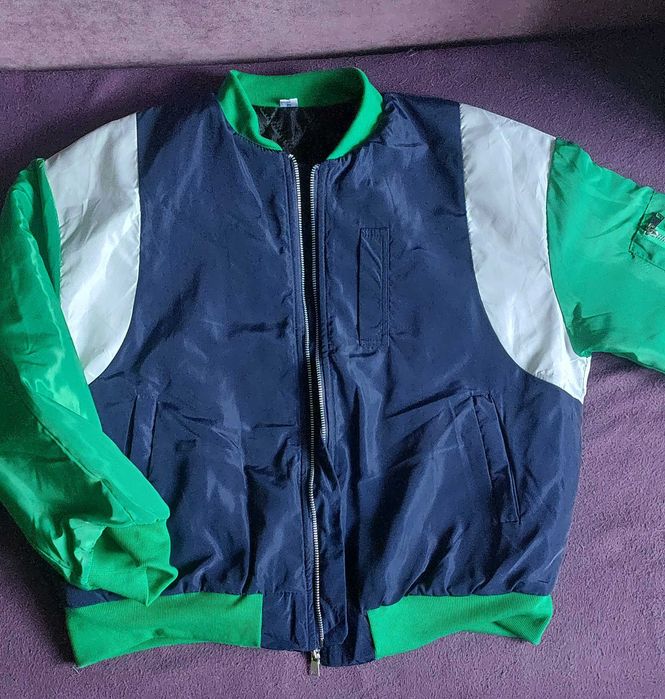 Продам  новые женские куртки