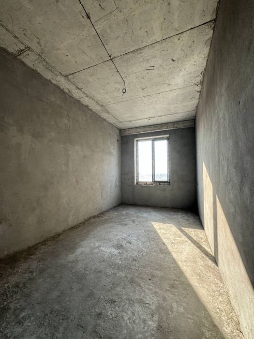 Сергели Индекс “Жк”Грин Хаус Каробка срочно.38 квадрат 1 хона балконли