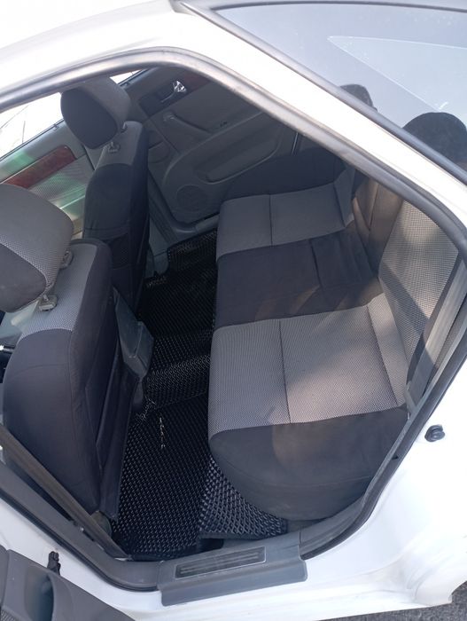 Lasetti 1,8 ikkinchi pozitsiya