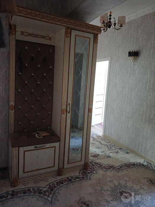 Urganch sh. Istiqlol ko'chasi vil.kadastr roparasida 3 xonali kv