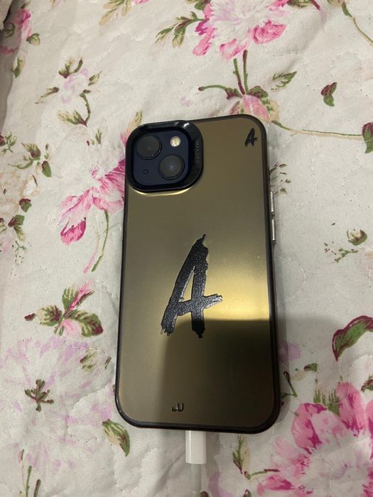 айфон 13 256 гб Еас