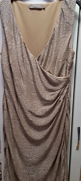 Коктейлна рокля