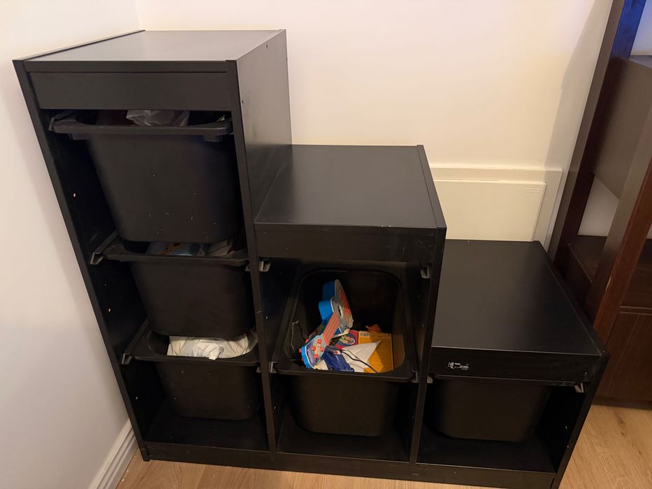 Mobila de living Mobexpert si Ikea