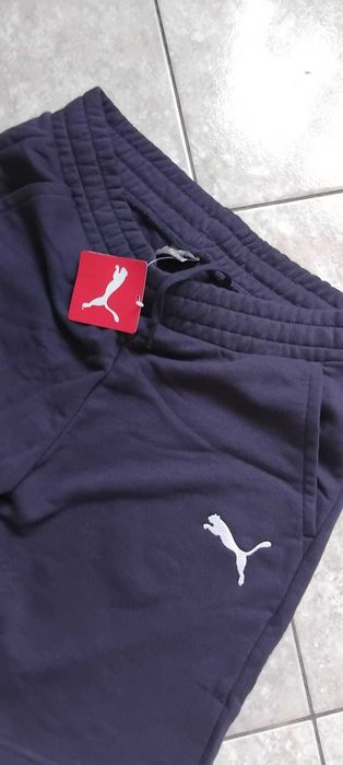 Bermude Puma barbati ,marime M,cu eticheta