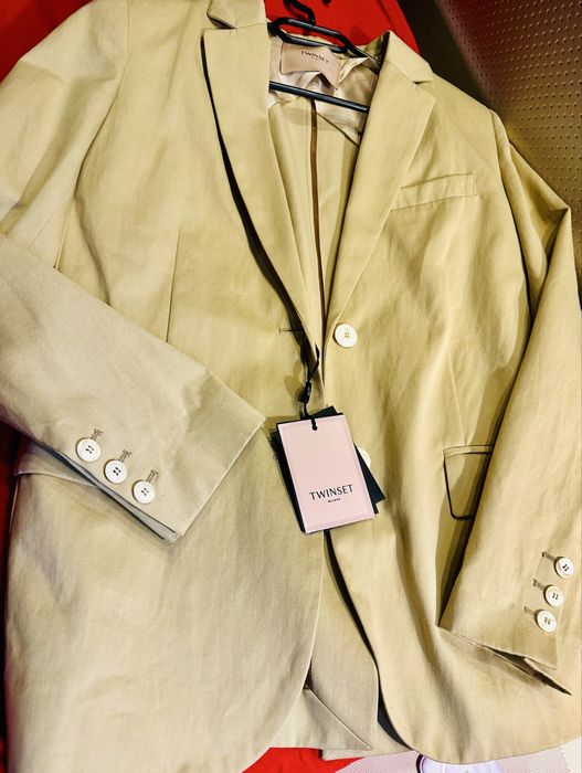 Сако на Twinset закупено от bestsecrets