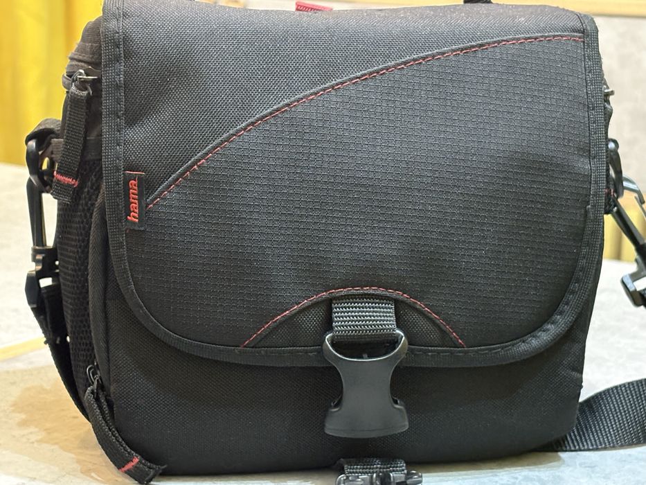 Vand Nikon D3400 + Trepied Hama + Obiectiv 55-200