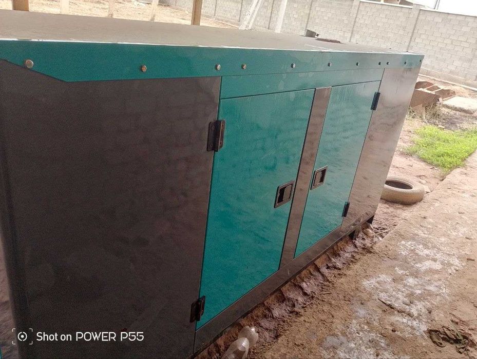 Дизельный генератор 100 кВт сотилади(Б/у)