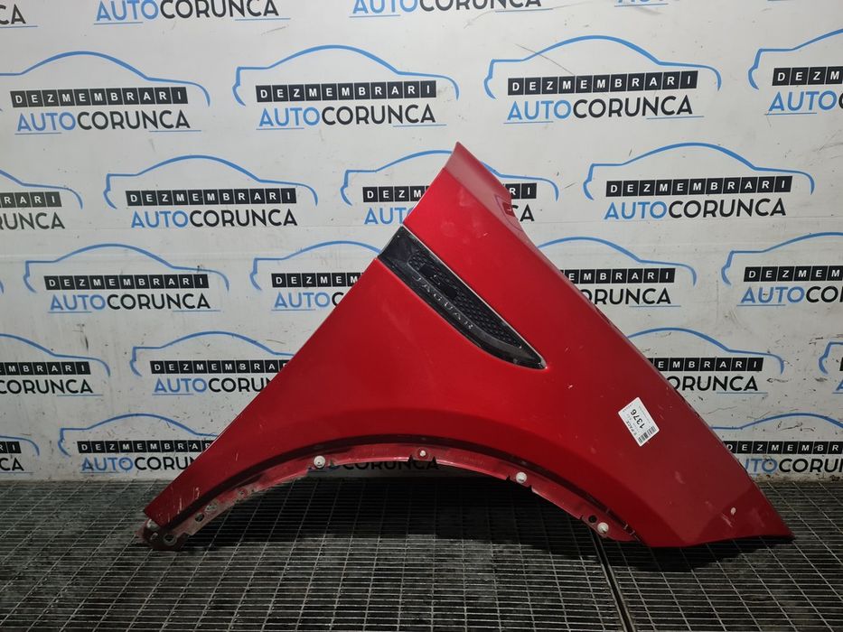 Aripa Dreapta Fata Jaguar E - PACE 2017 - 2020 4 Usi Firenze Red Cah (1376) Garantie