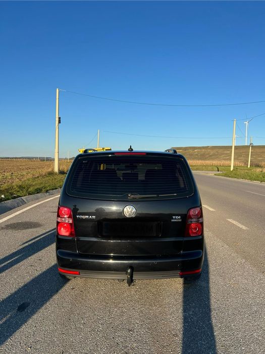 Volkswagen Touran 2010  19 TDI 105 CP 7LOCURI