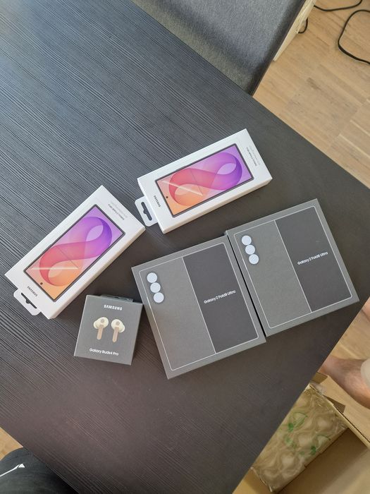 Samsung Galaxy Fold 8 Ultra 1tb Green Shadow
