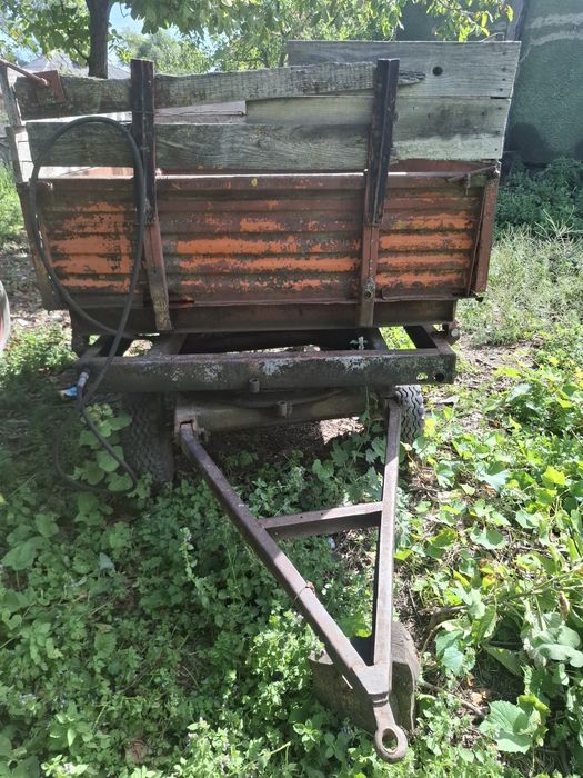 Vând remorcă și disc