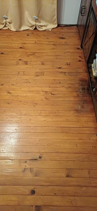 Дюшоме от  дърво