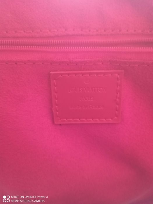 Чисто нова оригинална чанта louis vitton