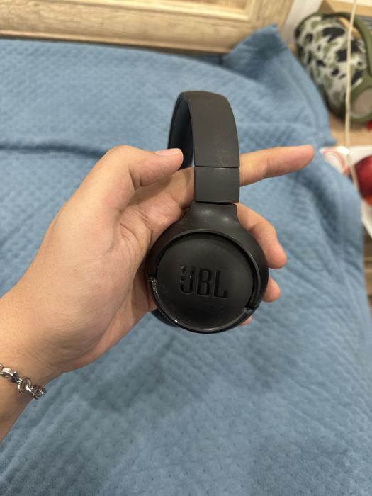 Наушники JBL BT