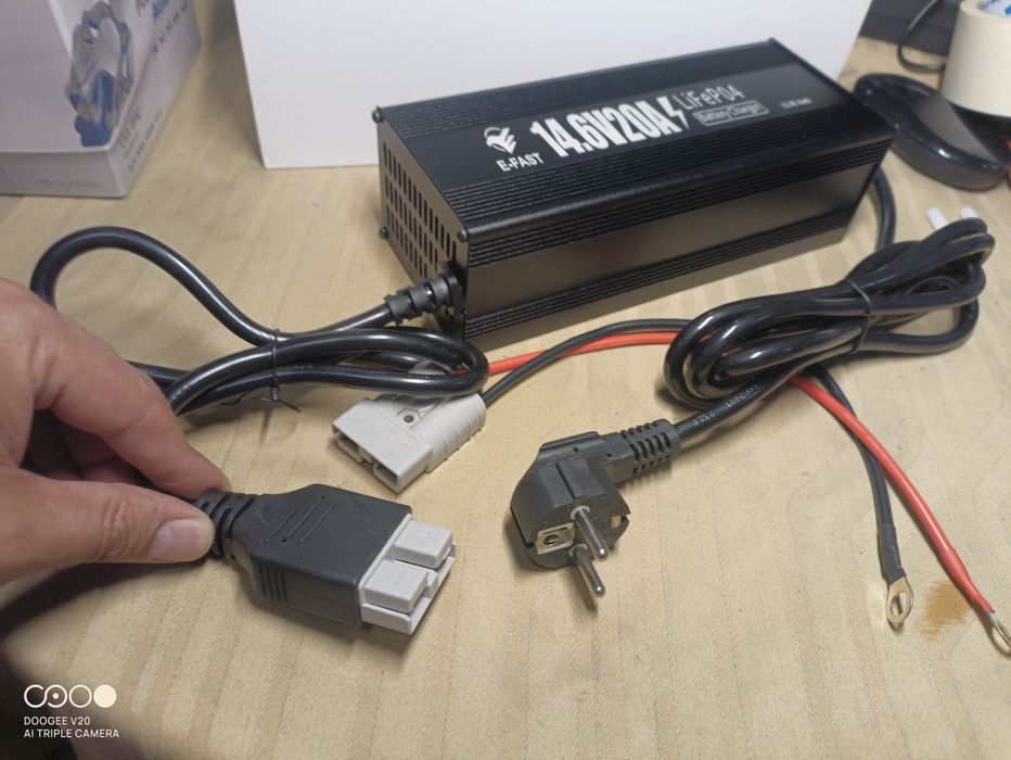 14.6v/20A Зарядно устройство за литиева батерия Li Time