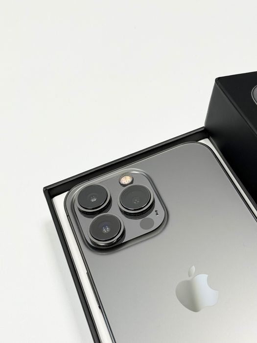 Като нов! Apple iPhone 13 Pro 128ГБ - Graphite