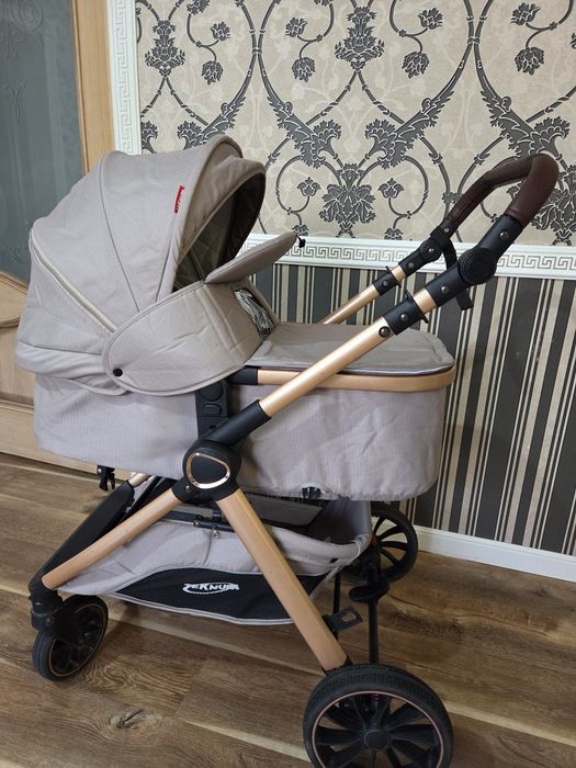 Продам коляску детскую