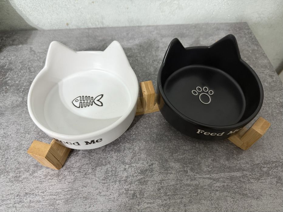 Продам миски для кошки