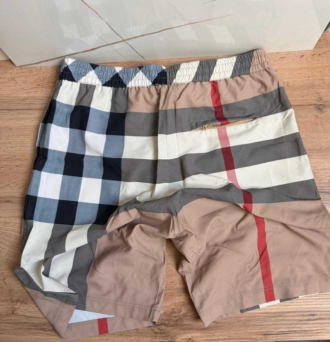 Burberry бански шорти  L XL
