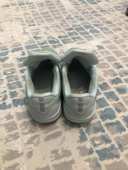 Спортивный кросовка Nike Sabrina