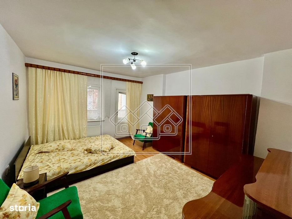 Apartament de inchiriat - 2 camere, balcon - BalcescuSibiu — fotografia 3